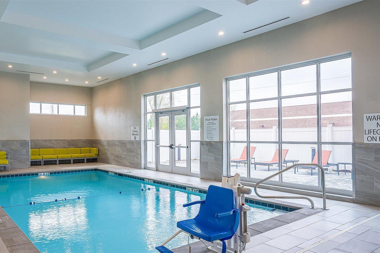 Holiday Inn & Suites Memphis Southeast-Germantown By Ihg Exteriör bild
